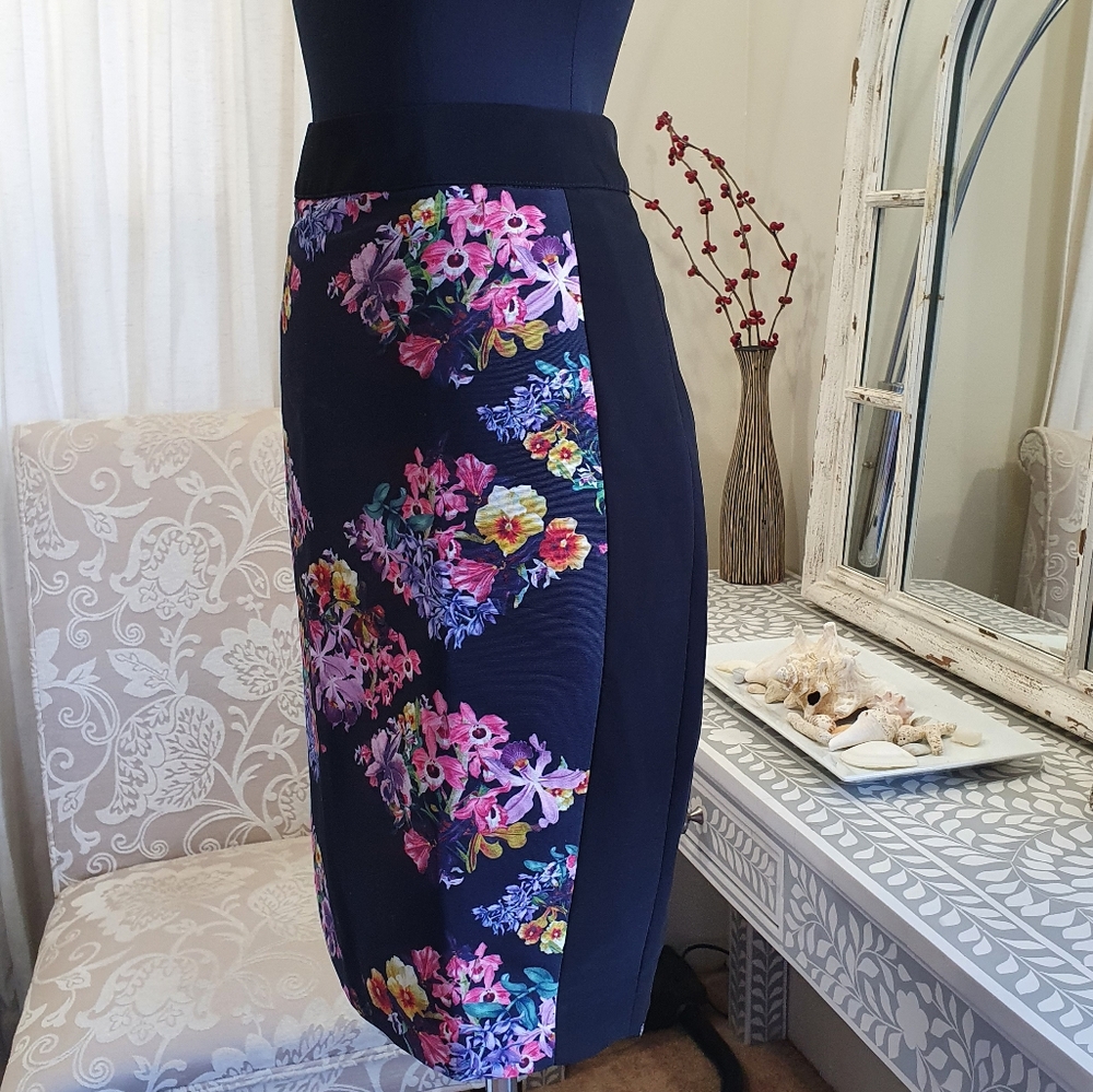 🍒NWT🍒 TED BAKER PENCIL SKIRT - Picture 2 of 5